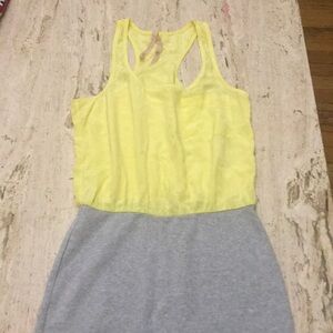 Gentle used dress Bailey44 size Small. Sleeveless color: yellow and grey